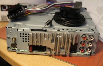 Pioneer MVH-S520DAB Review