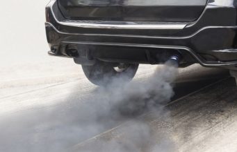 Car exhaust smoke: what do the different kinds and colours of smoke mean?