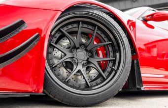 LS7-swapped Porsche 911 With GT3 R Carbon Fibre Body Kit