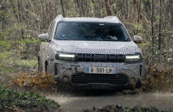 Dacia Duster’s utility vehicle design vs the French wilderness