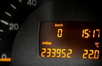 Excess mileage charges on car lease deals: what are they and how do you avoid them?