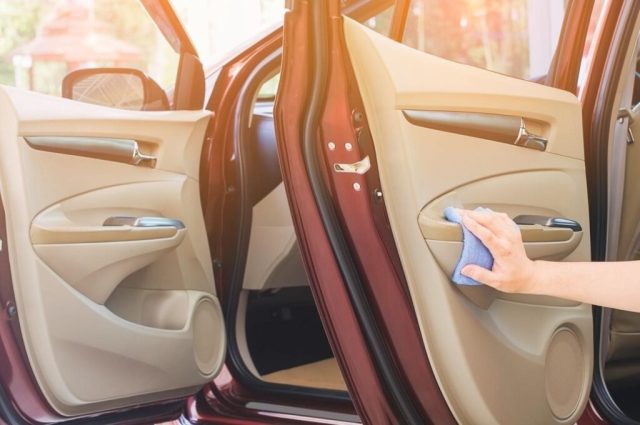 Travel: Top 5 Eco-Friendly Car Services Gaining Popularity in Dubai