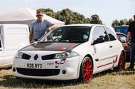 Christmas presents don't get much better than a Megane R26.R