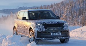 New Range Rover facelift on the way: EV to come first with the old look