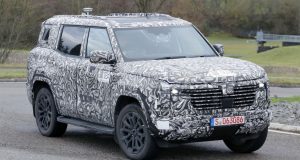 New Mitsubishi Shogun caught testing – pictures