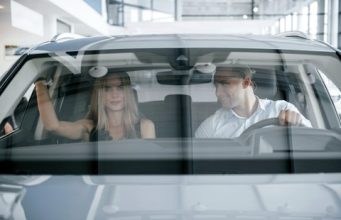 Can Distracted Driving Lead to Serious Injuries in an EV Accident?