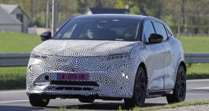 New Renault Megane caught testing – pictures