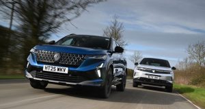 Vauxhall Grandland GS and Renault Austral Iconic Esprit Alpine – pictures