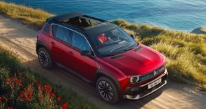 New Renault 4 Plein Sud: small SUV blows its top with folding canvas roof