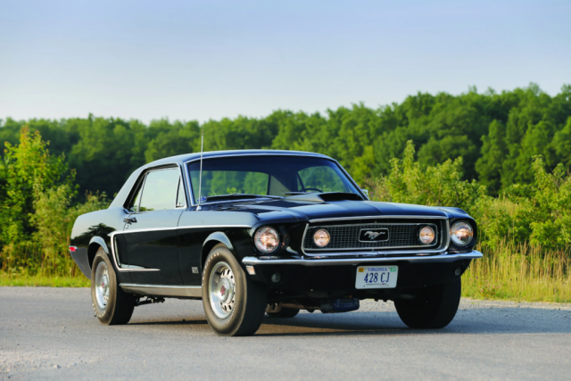 How a 4-Barrel Carburetor Makes Cars Faster